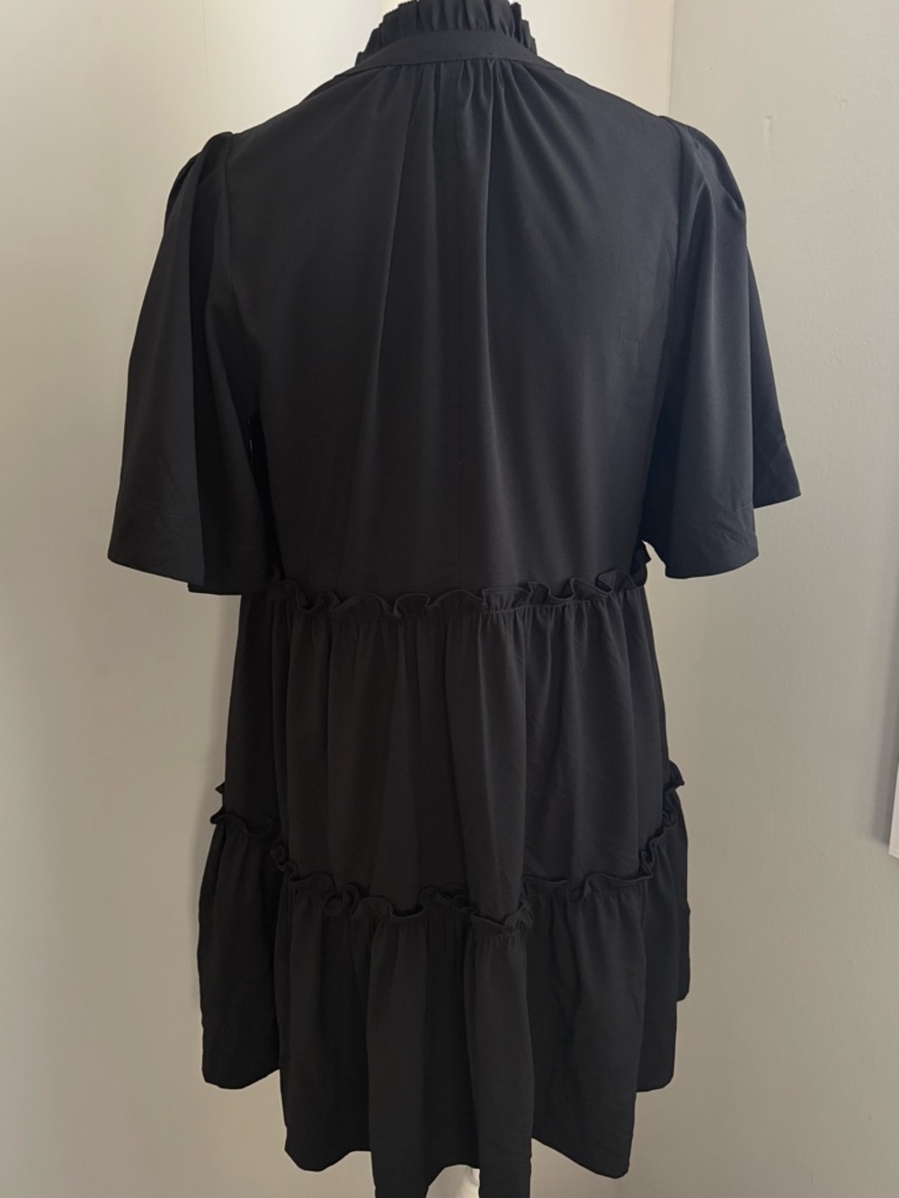 Tuckernuck Black Crepe Crawford
Mini Dress Various Size XXS - Picture 8 of 10